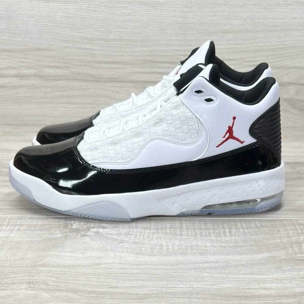 Jordan Max Aura 2 Men's 10.5 White Black Gym Patent Basketball Shoes CK6636-102